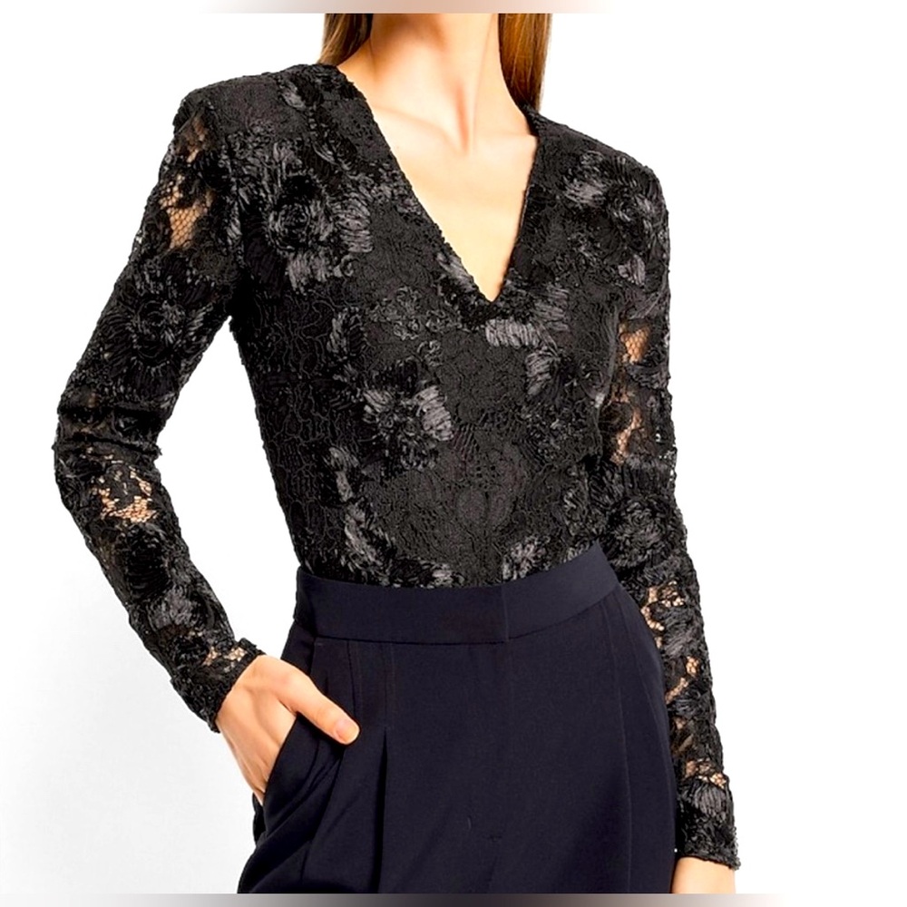 Black Lace Sleeved Lace embroidered Express Bodysuit XS NWT